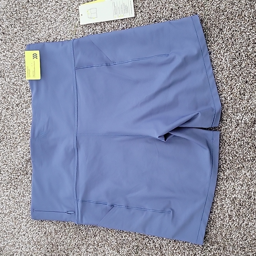 NWTWomen's Effortless Support High-Rise Pocketed Bike Shorts 6" - All In Motion™ - Picture 5 of 5